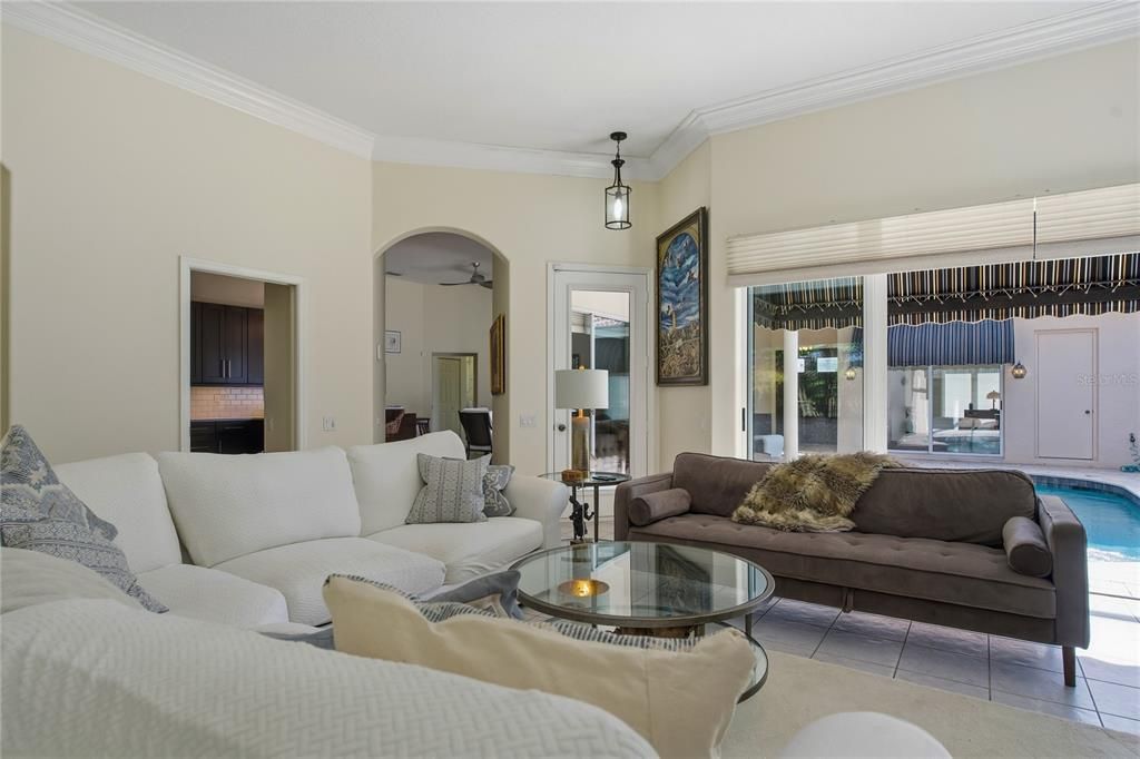 For Rent: $3,495 (3 beds, 3 baths, 2089 Square Feet)