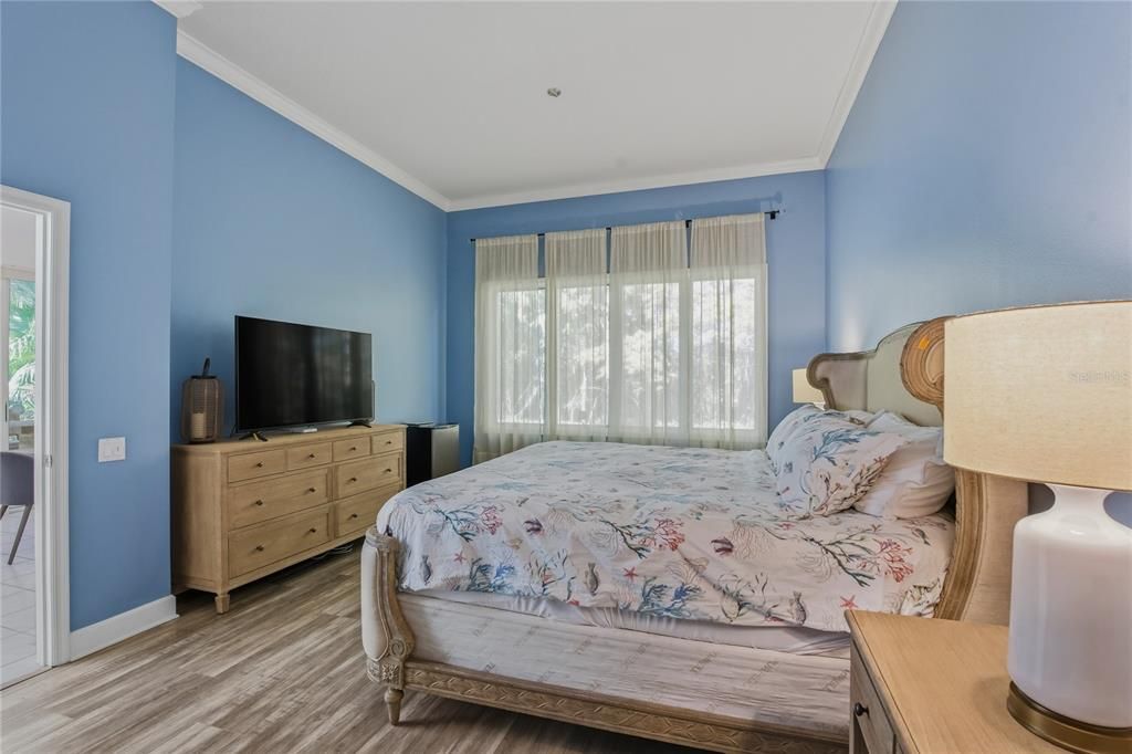 For Rent: $3,495 (3 beds, 3 baths, 2089 Square Feet)