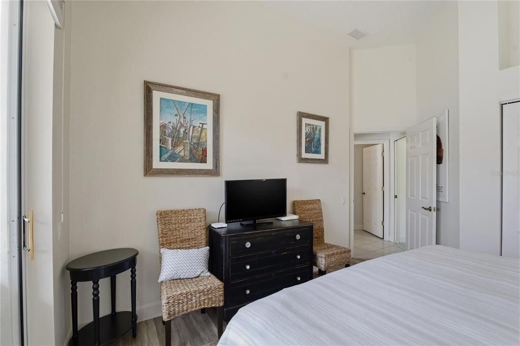 For Rent: $3,495 (3 beds, 3 baths, 2089 Square Feet)