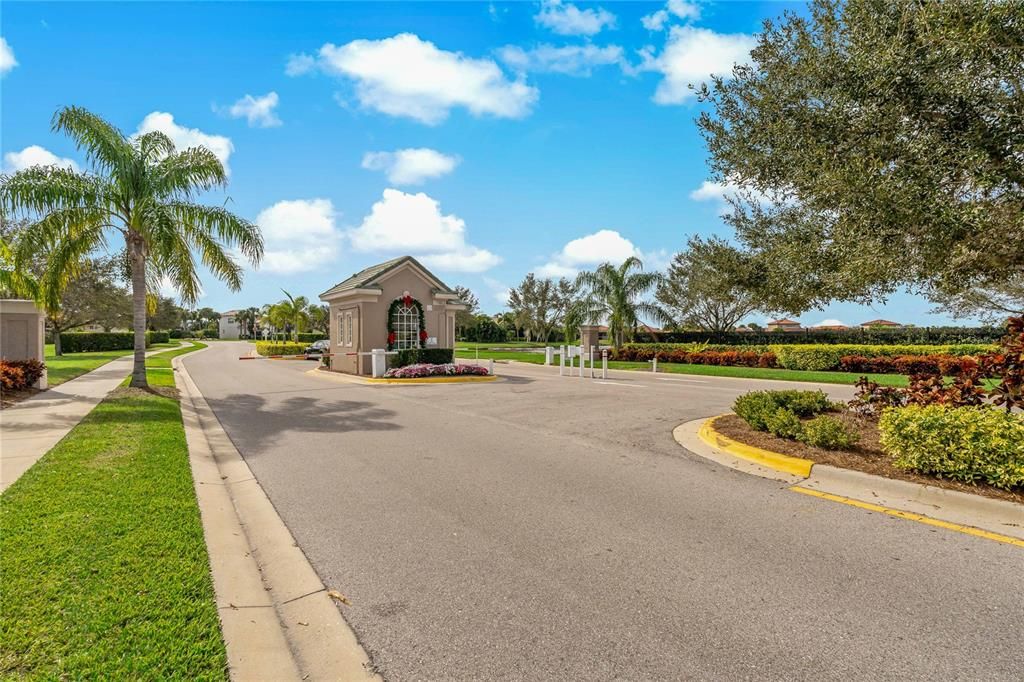 For Rent: $3,495 (3 beds, 3 baths, 2089 Square Feet)