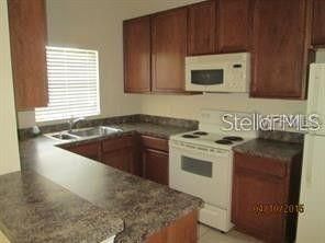 出租: $1,800 (3 贝兹, 2 浴室, 1203 平方英尺)