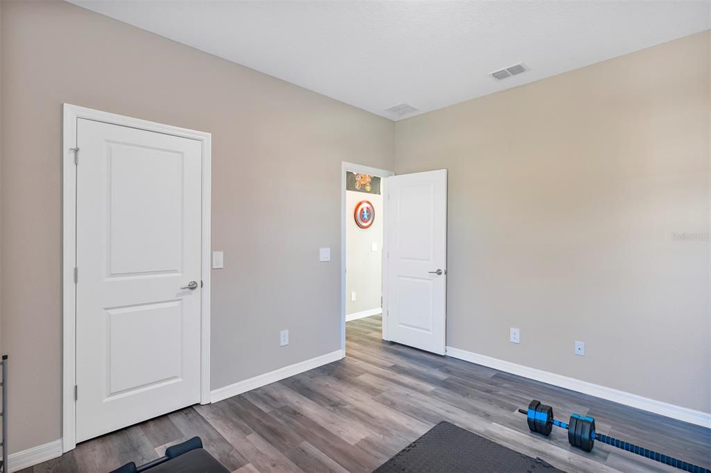 待售: $590,000 (4 贝兹, 3 浴室, 2872 平方英尺)