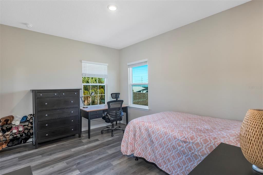 待售: $590,000 (4 贝兹, 3 浴室, 2872 平方英尺)