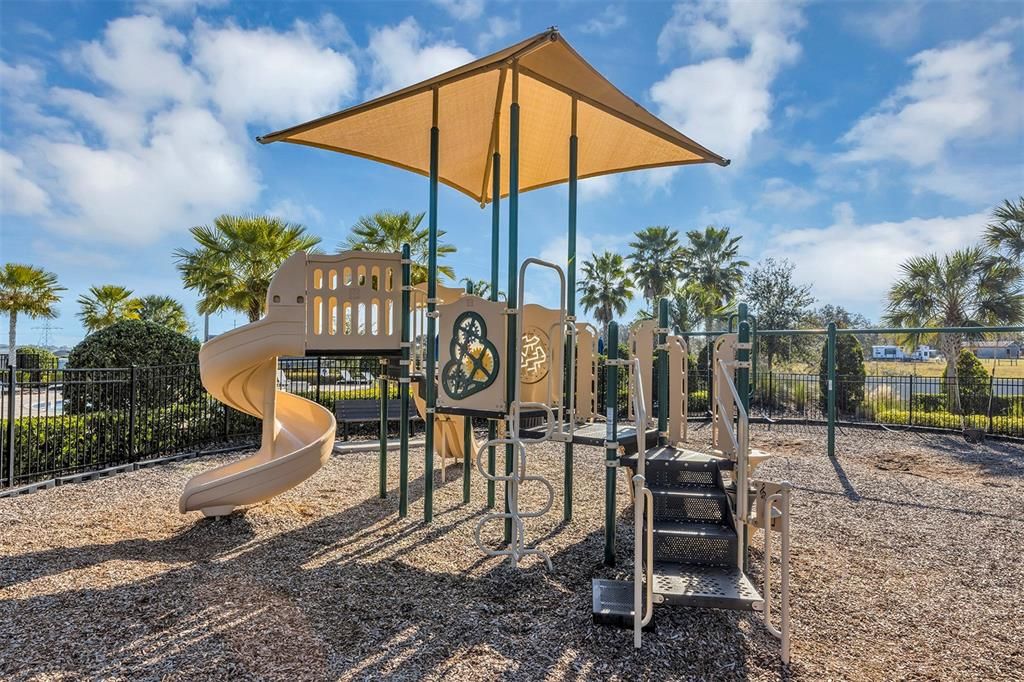 待售: $590,000 (4 贝兹, 3 浴室, 2872 平方英尺)