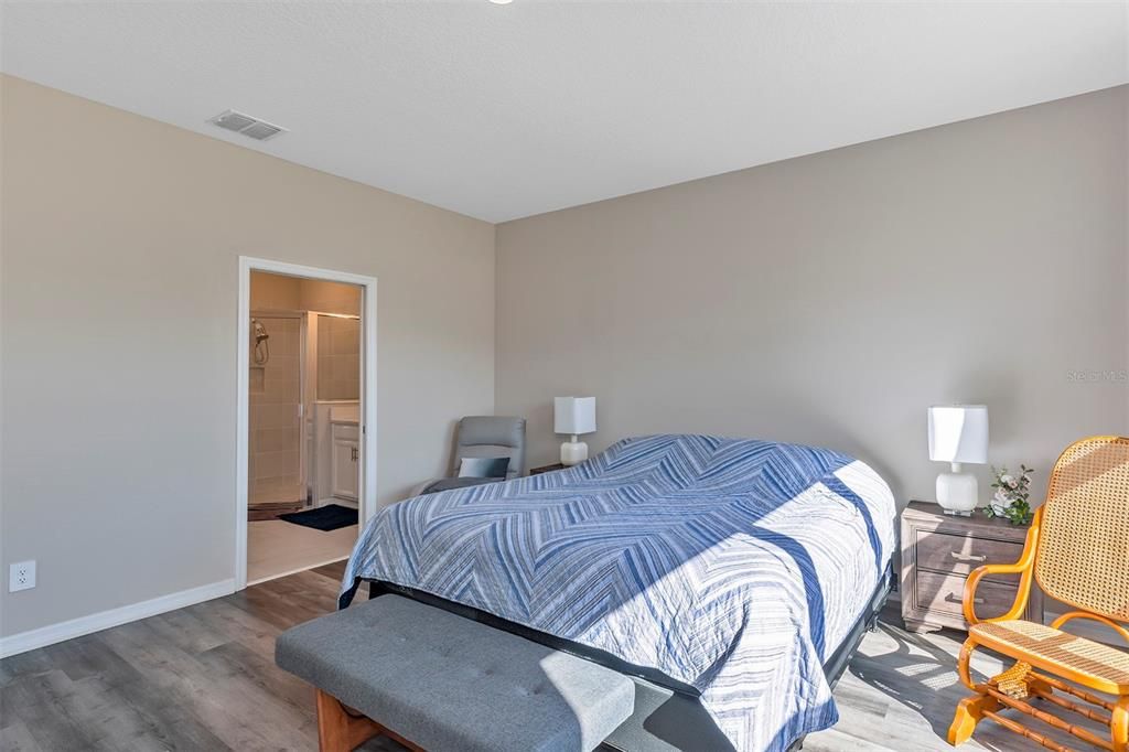 待售: $590,000 (4 贝兹, 3 浴室, 2872 平方英尺)