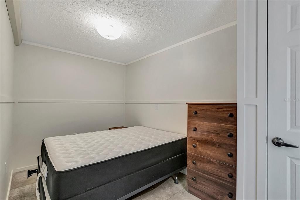 For Sale: $209,900 (3 beds, 2 baths, 966 Square Feet)