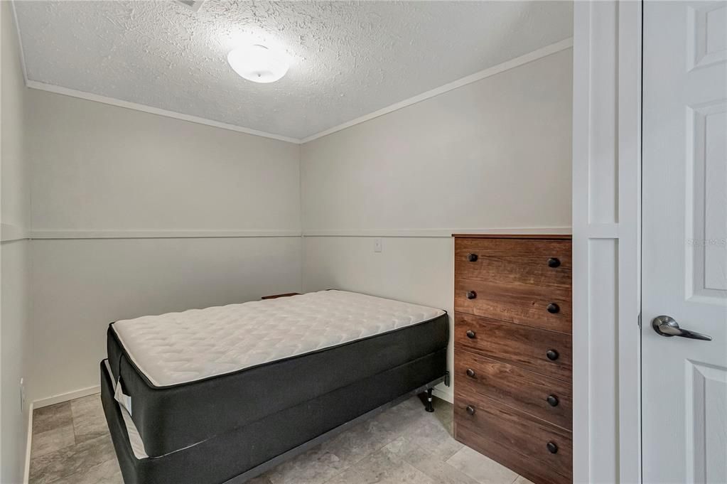 For Sale: $209,900 (3 beds, 2 baths, 966 Square Feet)