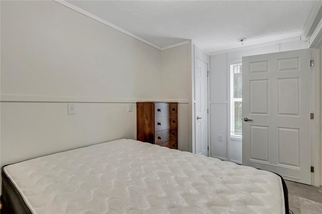 For Sale: $209,900 (3 beds, 2 baths, 966 Square Feet)