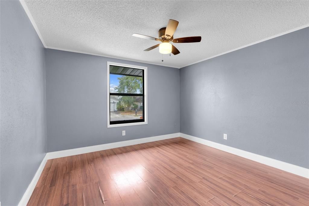 For Sale: $348,000 (4 beds, 2 baths, 1548 Square Feet)