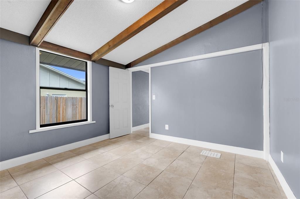 For Sale: $348,000 (4 beds, 2 baths, 1548 Square Feet)