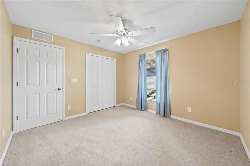 На продажу: $395,000 (3 спален, 2 ванн, 1844 Квадратных фут)