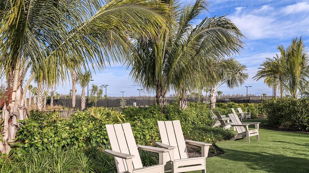 En Venta: $561,999 (3 camas, 3 baños, 2100 Pies cuadrados)