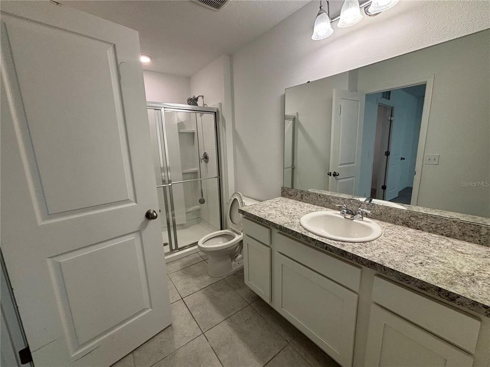 For Rent: $2,000 (3 beds, 2 baths, 1438 Square Feet)