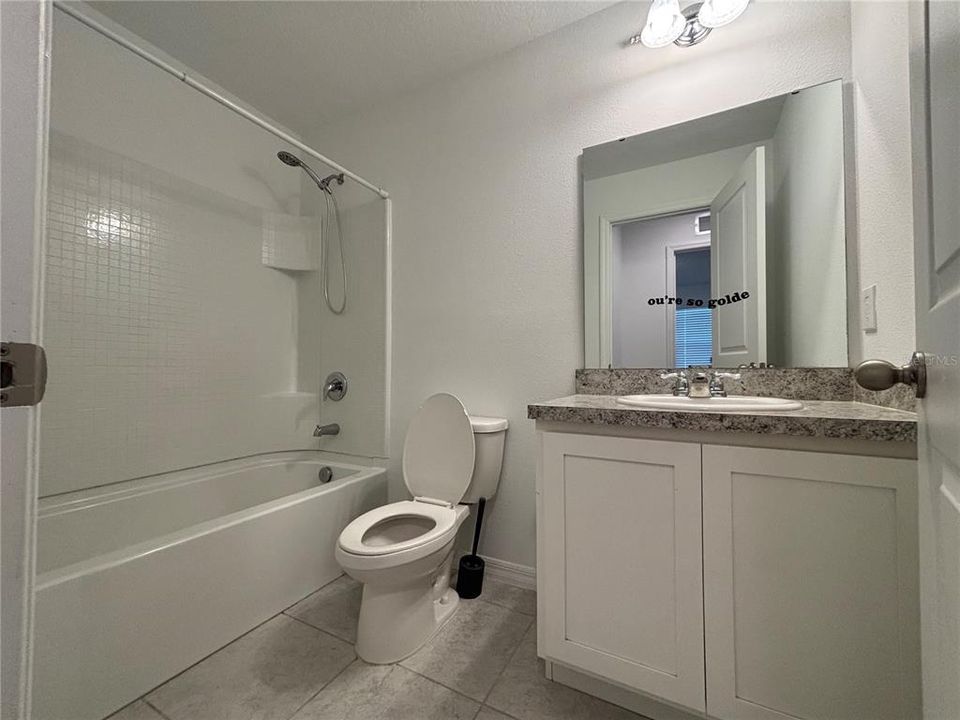 For Rent: $2,000 (3 beds, 2 baths, 1438 Square Feet)