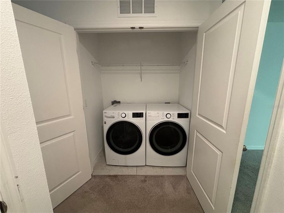 For Rent: $2,000 (3 beds, 2 baths, 1438 Square Feet)