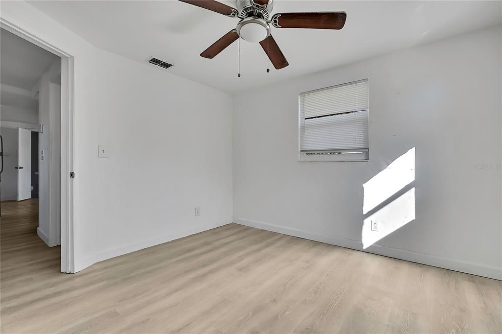 待售: $214,900 (3 贝兹, 2 浴室, 970 平方英尺)