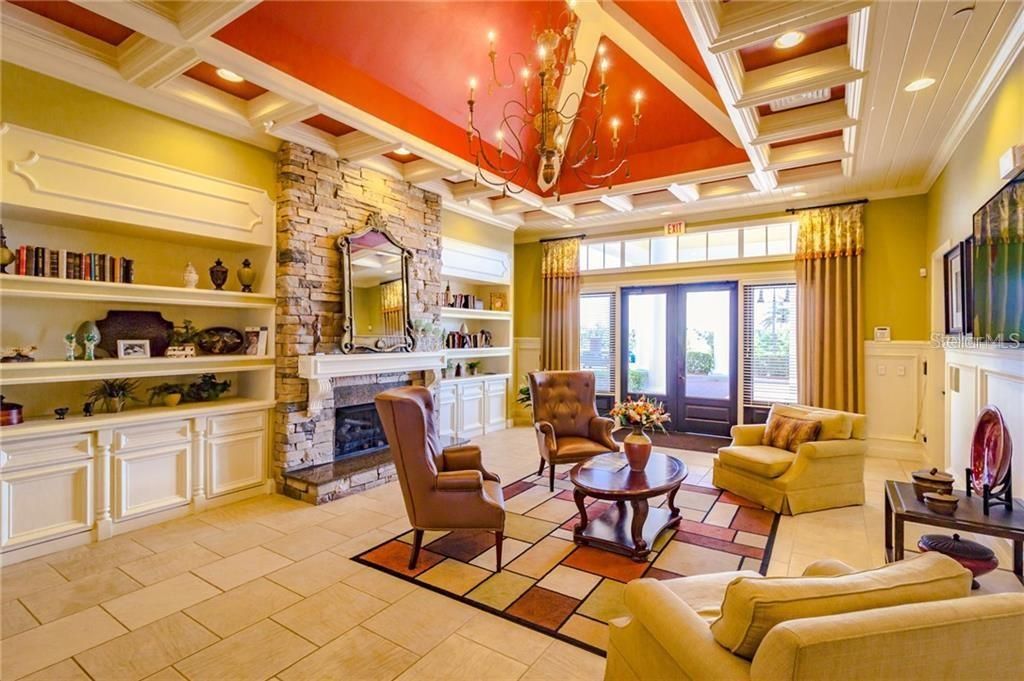 En Venta: $420,000 (4 camas, 3 baños, 2042 Pies cuadrados)