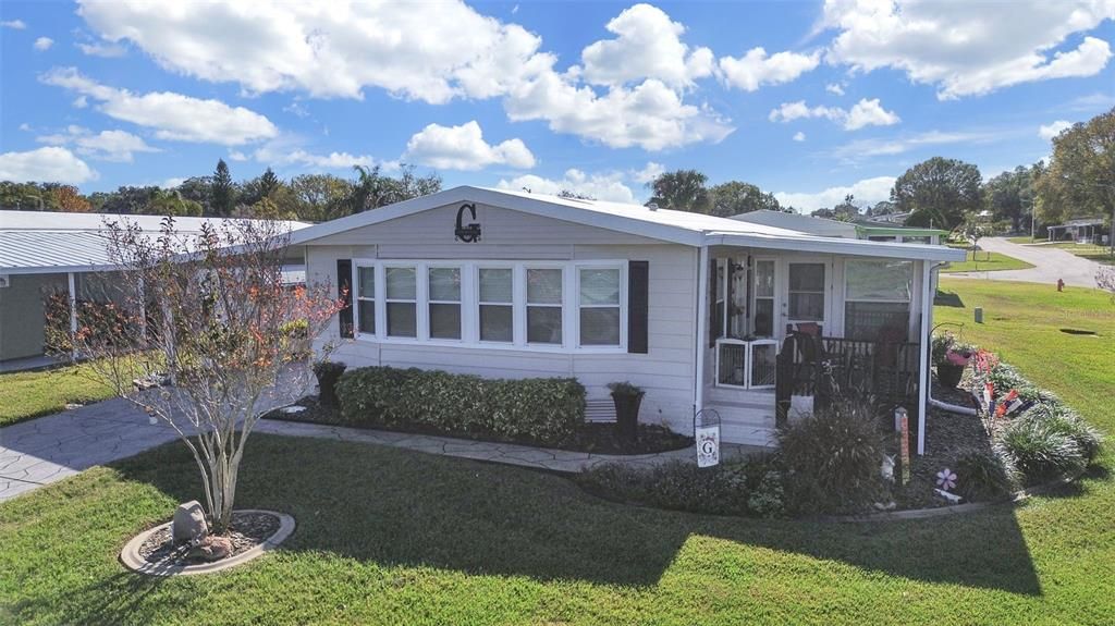 For Sale: $183,000 (2 beds, 2 baths, 1312 Square Feet)