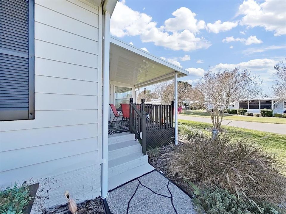 For Sale: $183,000 (2 beds, 2 baths, 1312 Square Feet)