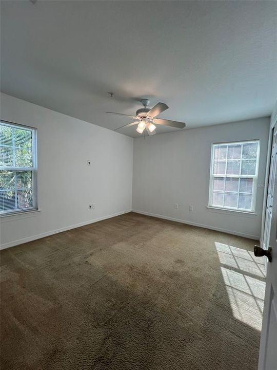 出租: $1,800 (3 贝兹, 2 浴室, 1232 平方英尺)