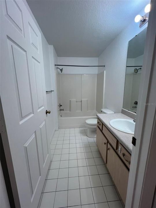 出租: $1,800 (3 贝兹, 2 浴室, 1232 平方英尺)