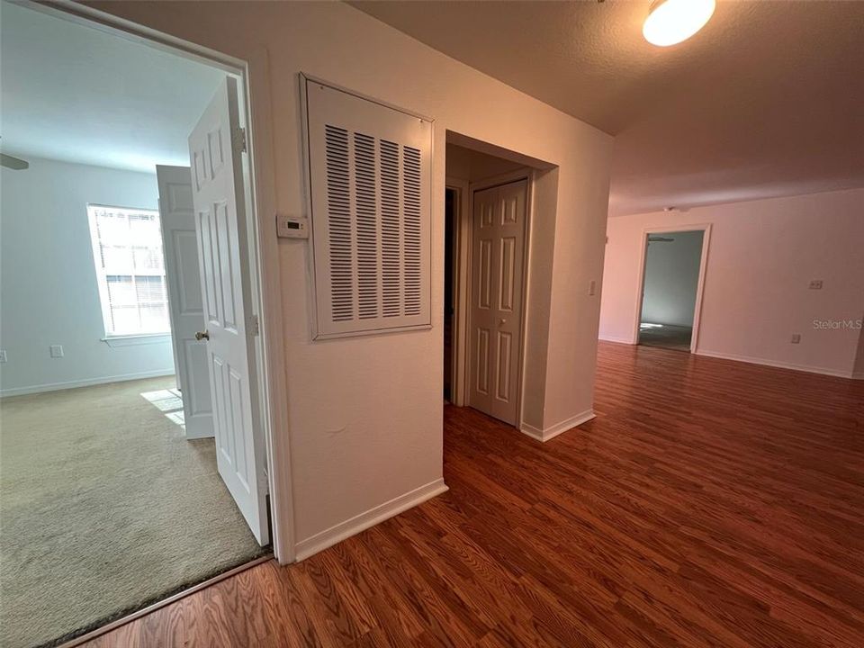 出租: $1,800 (3 贝兹, 2 浴室, 1232 平方英尺)