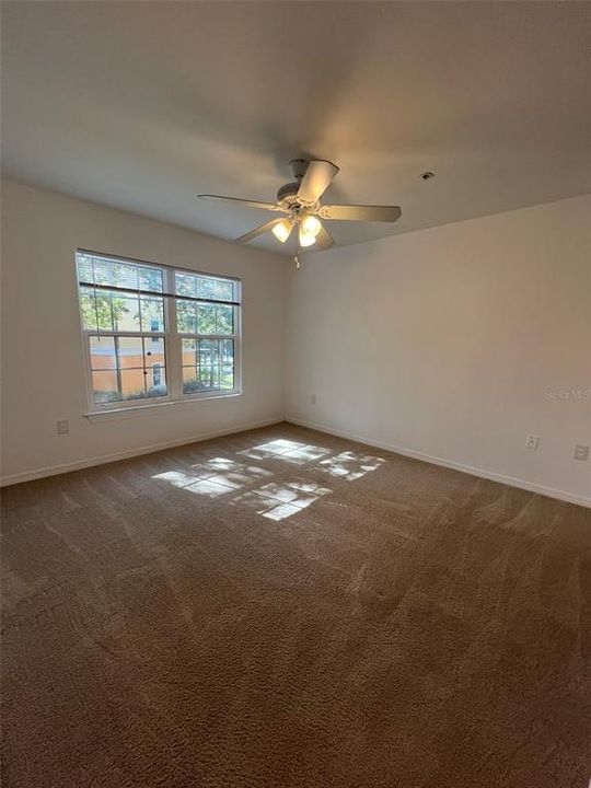 出租: $1,800 (3 贝兹, 2 浴室, 1232 平方英尺)