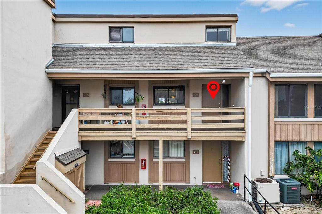 For Sale: $149,000 (2 beds, 3 baths, 1565 Square Feet)