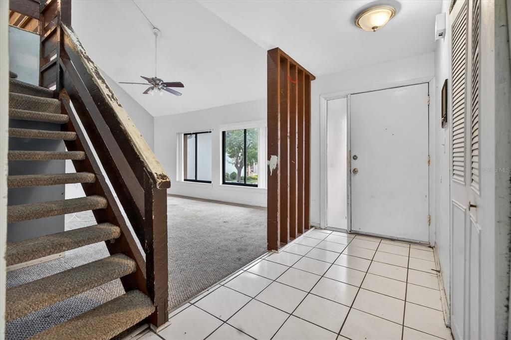 For Sale: $149,000 (2 beds, 3 baths, 1565 Square Feet)