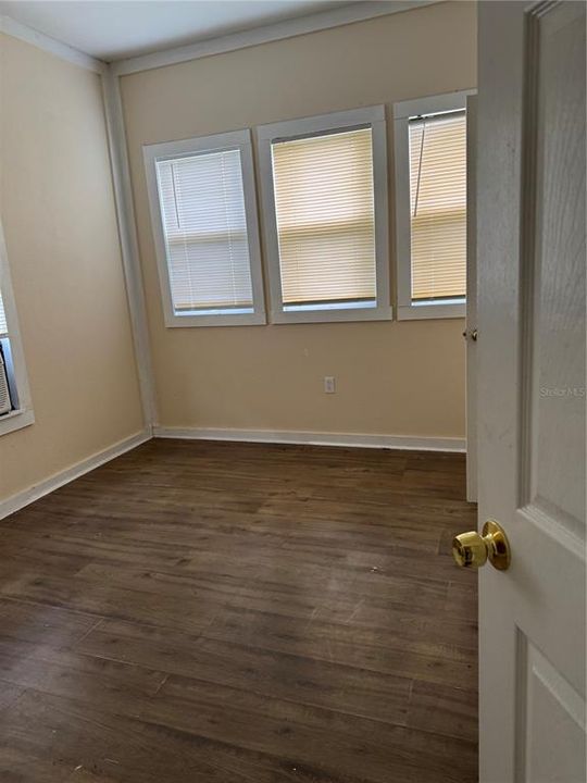 На продажу: $120,000 (0 спален, 0 ванн, 1581 Квадратных фут)