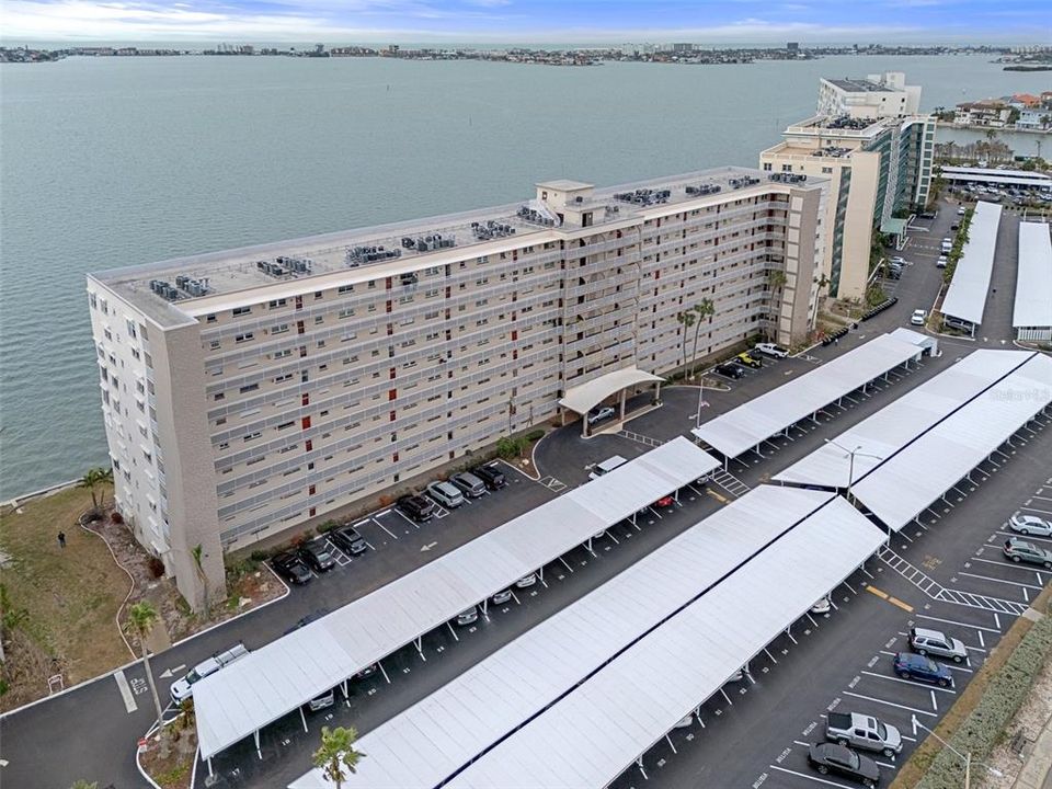 В аренду: $2,500 (2 спален, 2 ванн, 2210 Квадратных фут)