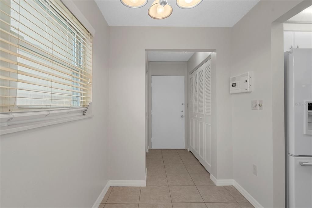 В аренду: $2,500 (2 спален, 2 ванн, 2210 Квадратных фут)