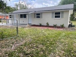 For Sale: $265,000 (3 beds, 1 baths, 1144 Square Feet)