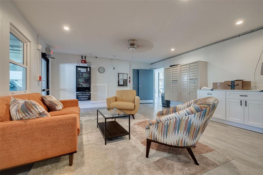 For Sale: $199,000 (1 beds, 1 baths, 850 Square Feet)