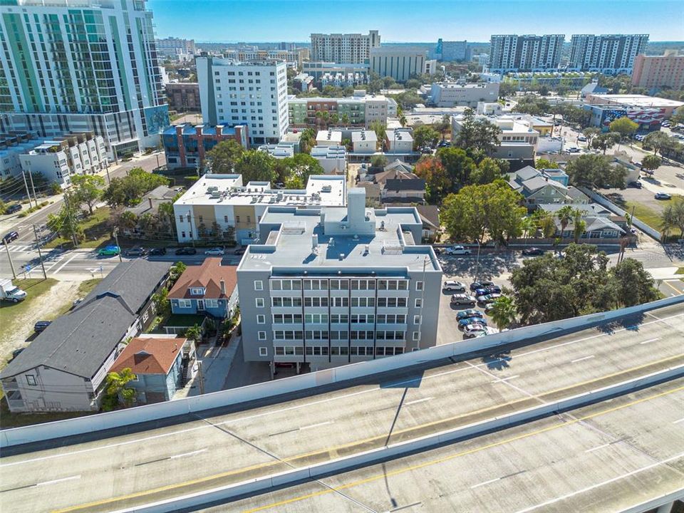 For Sale: $199,000 (1 beds, 1 baths, 850 Square Feet)