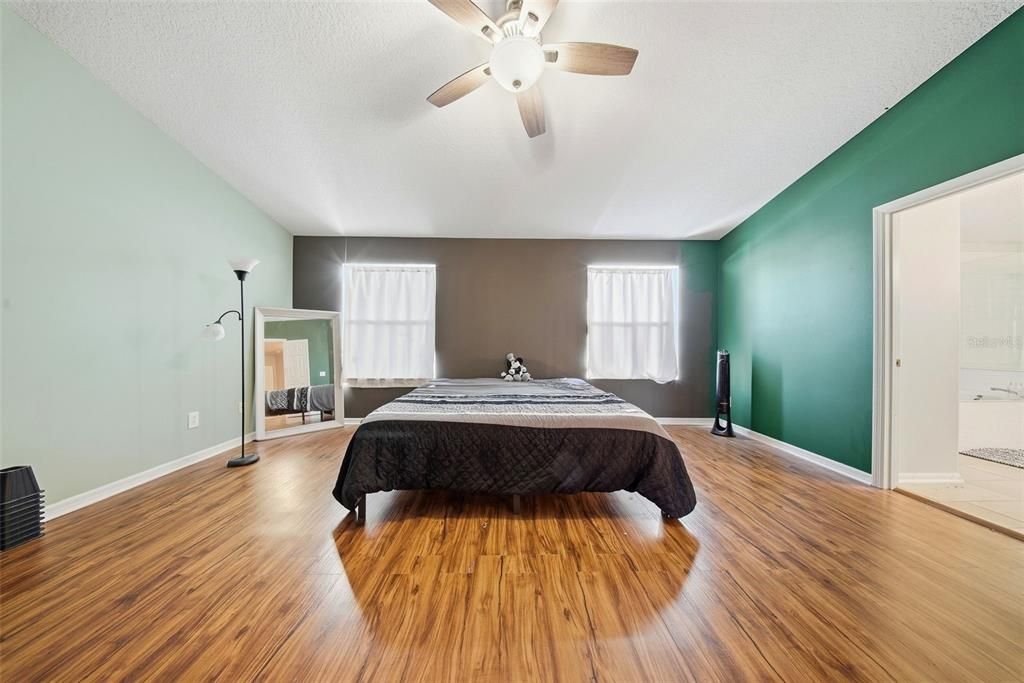 待售: $419,000 (4 贝兹, 3 浴室, 2365 平方英尺)