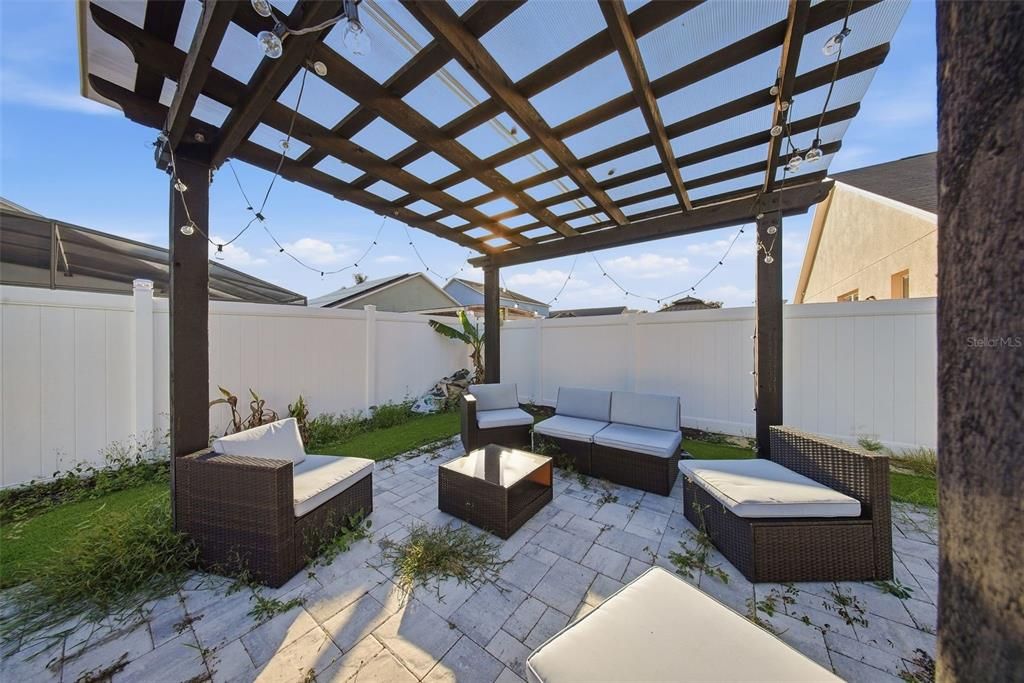 待售: $419,000 (4 贝兹, 3 浴室, 2365 平方英尺)