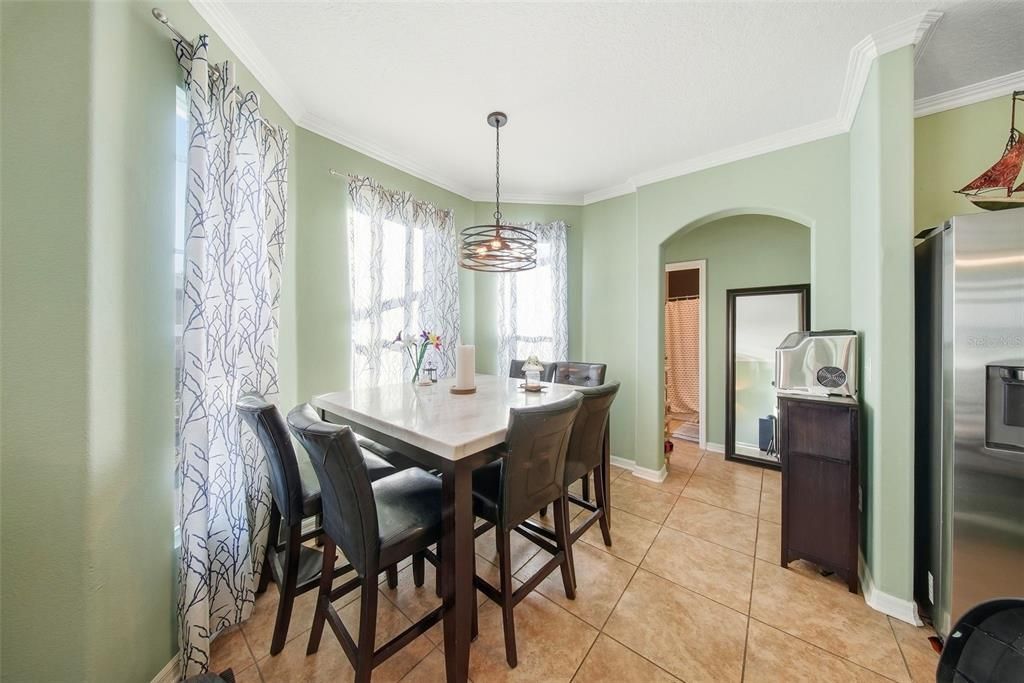 待售: $419,000 (4 贝兹, 3 浴室, 2365 平方英尺)