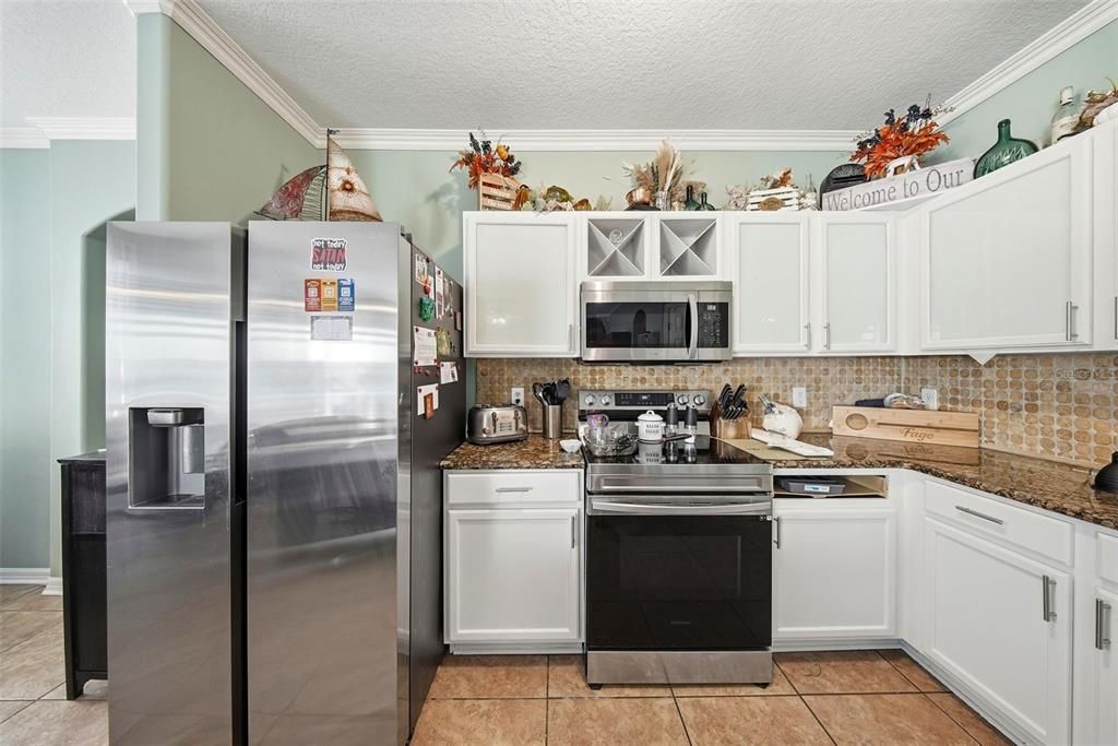 待售: $419,000 (4 贝兹, 3 浴室, 2365 平方英尺)