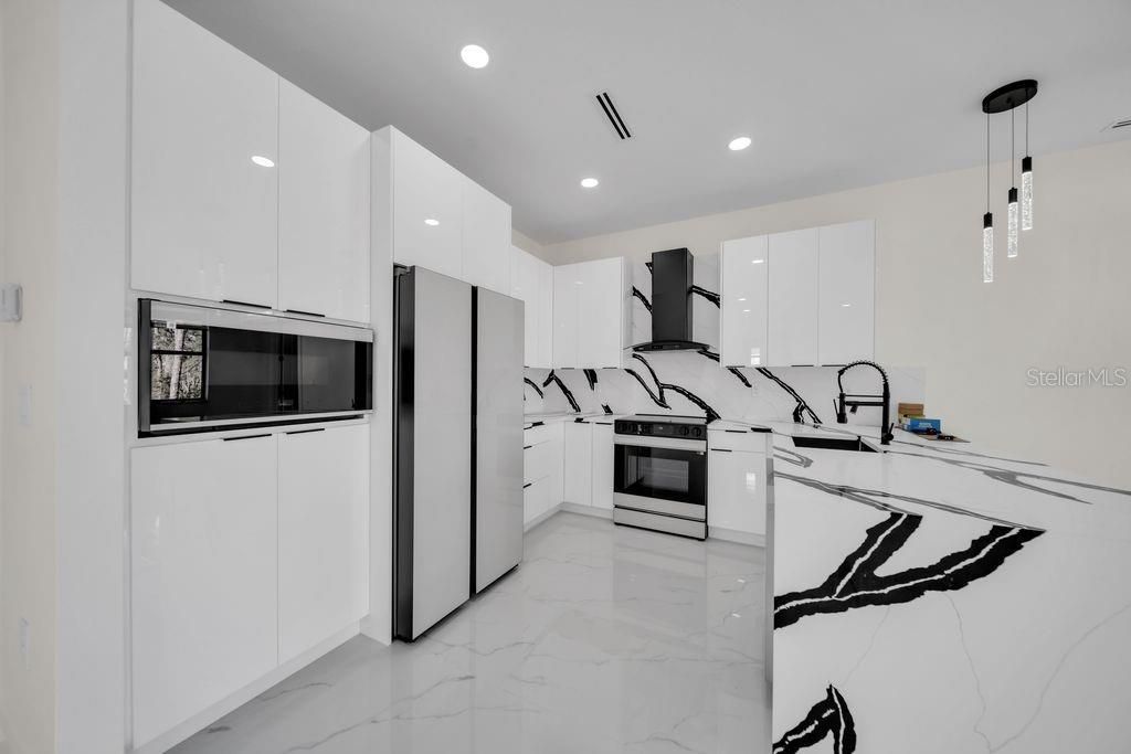 待售: $349,900 (3 贝兹, 2 浴室, 1536 平方英尺)