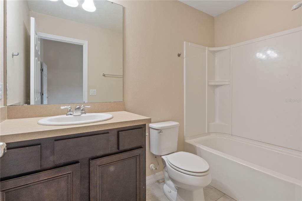 For Sale: $279,900 (3 beds, 2 baths, 1450 Square Feet)