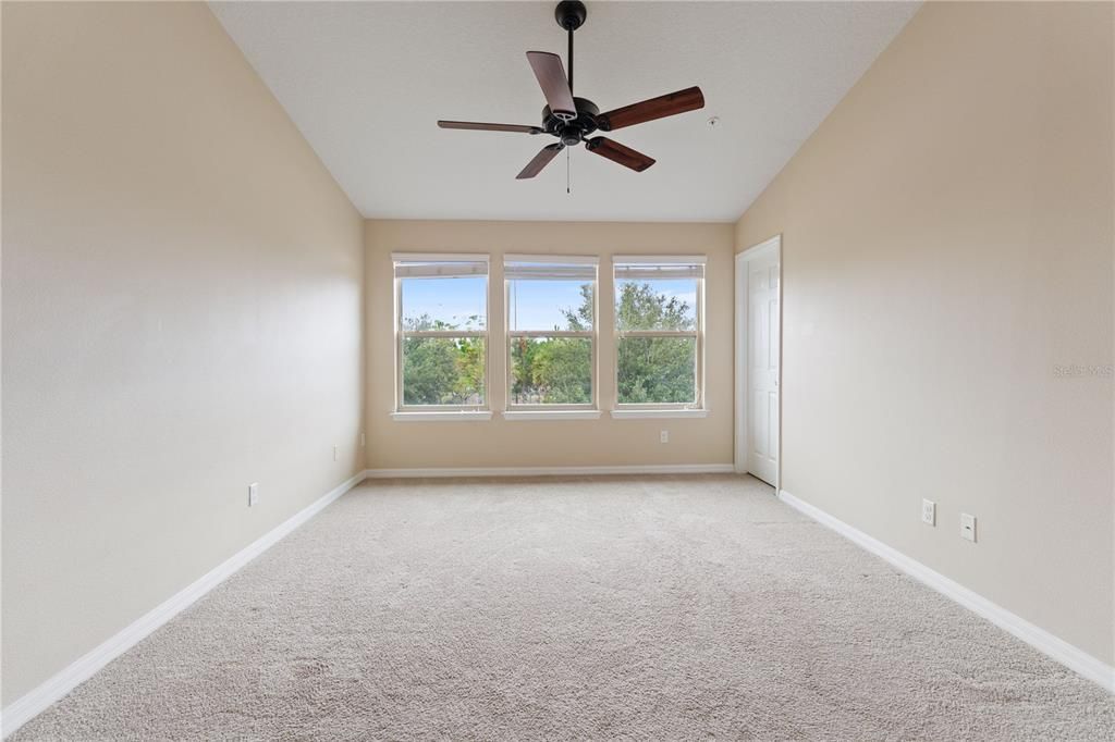 For Sale: $279,900 (3 beds, 2 baths, 1450 Square Feet)