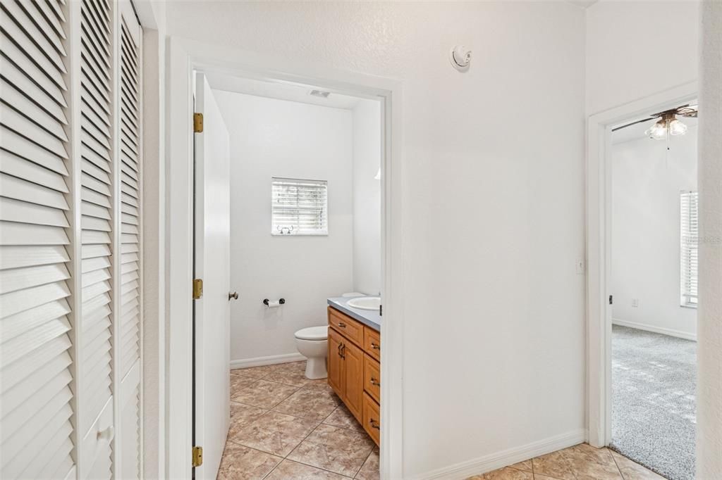 En Venta: $325,000 (3 camas, 2 baños, 1697 Pies cuadrados)