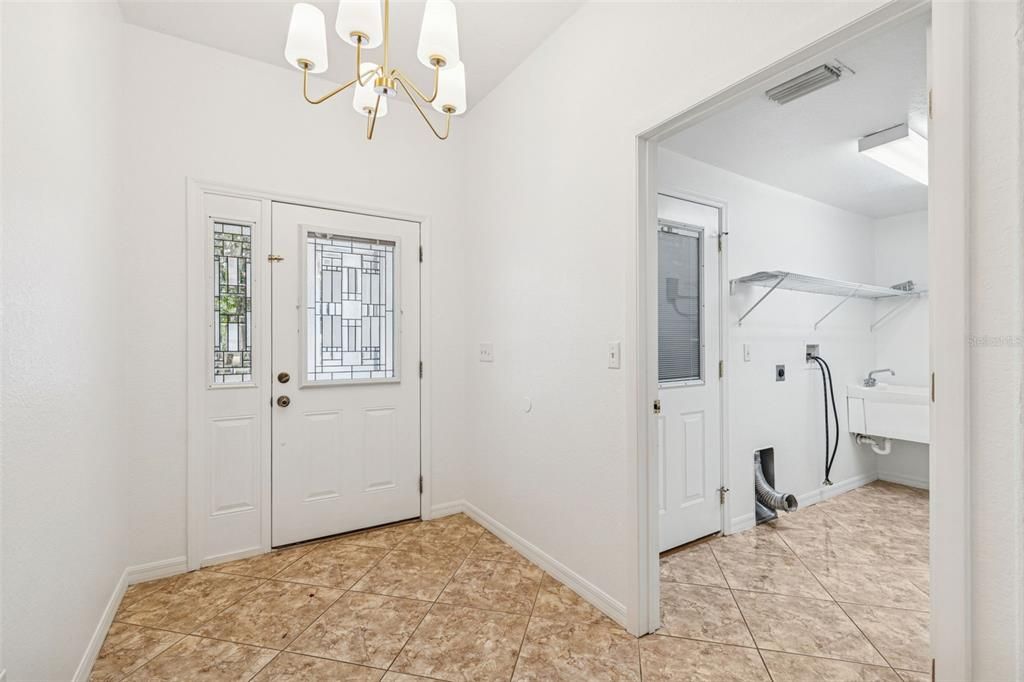 En Venta: $325,000 (3 camas, 2 baños, 1697 Pies cuadrados)