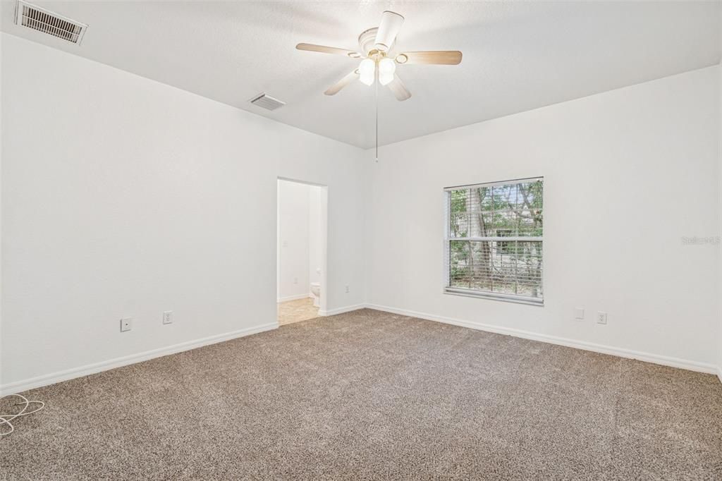 En Venta: $325,000 (3 camas, 2 baños, 1697 Pies cuadrados)