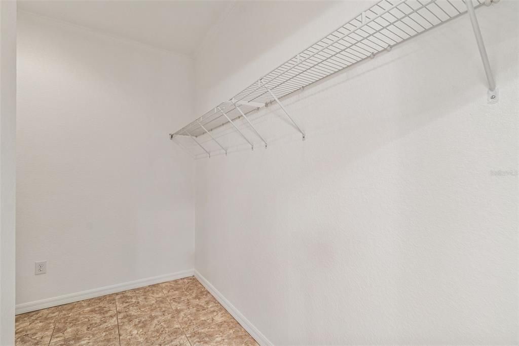 En Venta: $325,000 (3 camas, 2 baños, 1697 Pies cuadrados)