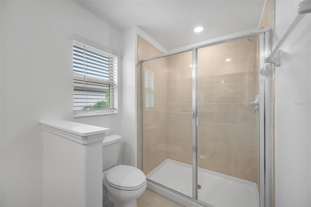 В аренду: $2,090 (3 спален, 2 ванн, 1787 Квадратных фут)