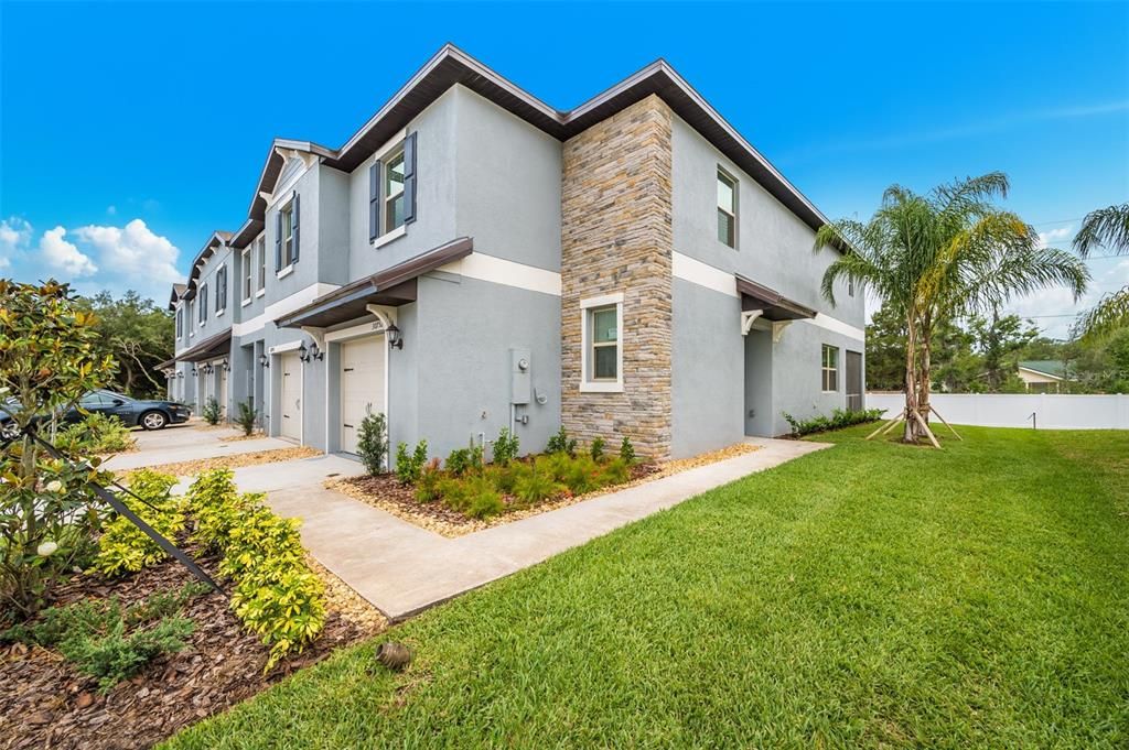 В аренду: $2,090 (3 спален, 2 ванн, 1787 Квадратных фут)