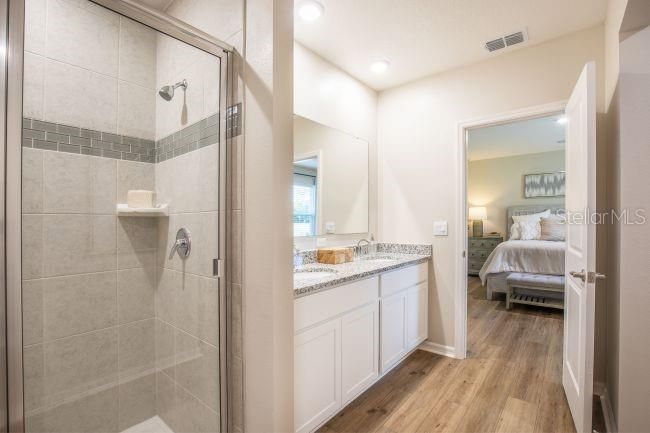 待售: $354,900 (4 贝兹, 2 浴室, 1876 平方英尺)