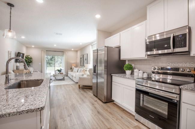 待售: $354,900 (4 贝兹, 2 浴室, 1876 平方英尺)